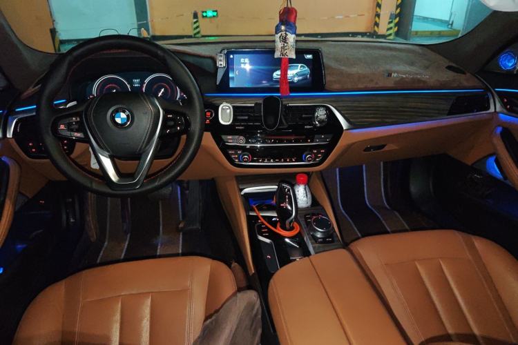 Used BMW 5 Series 2018 530Li Leading Edition Luxury Package
