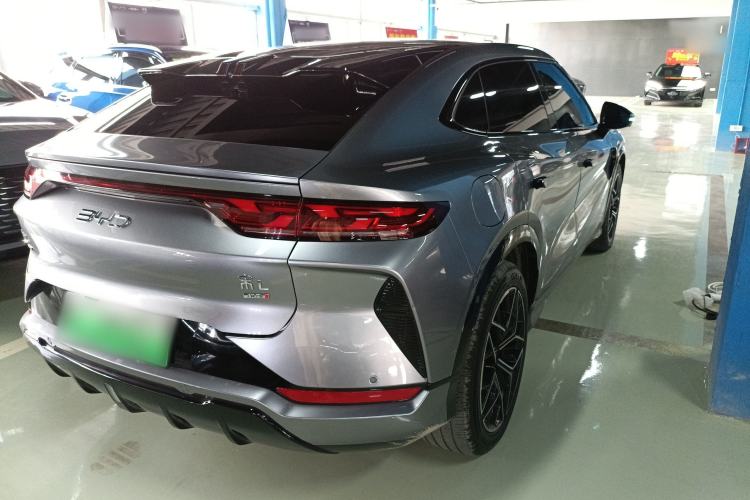 Used BYD Song L EV 2025 Intelligent Driving Version 602 km Range LiDAR-equipped All-Wheel-Drive Type Rear Right 45 Deg