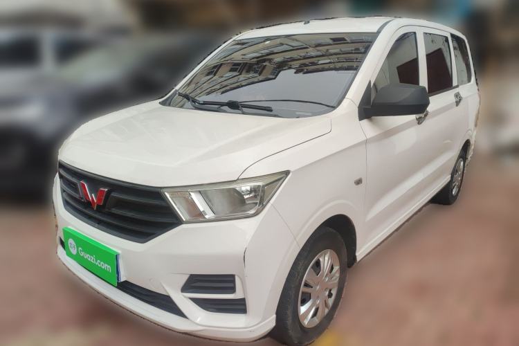Used Wuling Hongguang 2019 1.5L S Basic Version China VI Standard LAR