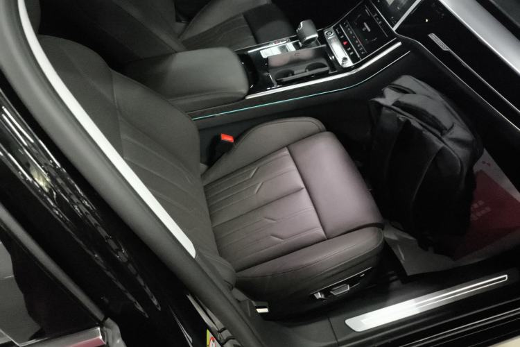 Used Audi A8 2023 A8L 45 TFSI quattro Luxury Model
