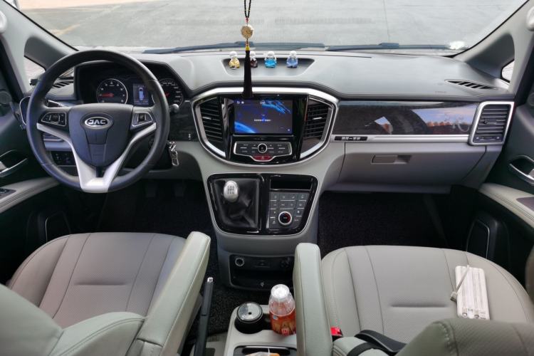 Used JAC Refine M4 2016 2.0L Manual Luxury Smart Version Center Console