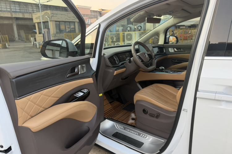 Used Denza D9 2022 DM-i 970 Four-Wheel Drive Flagship Model Left Front Seat