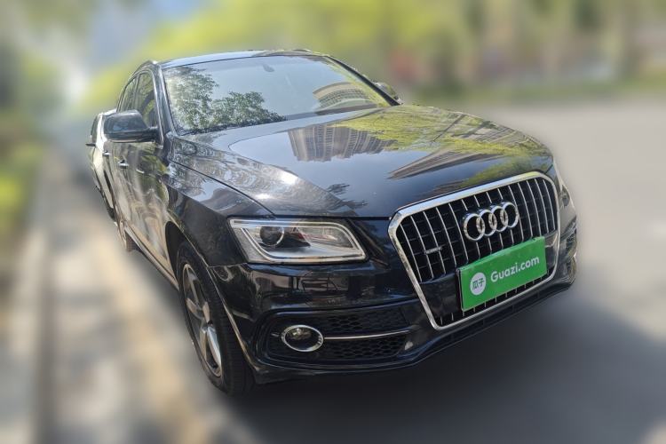 Used Audi Q5 2017 Plus 40 TFSI Ambition Model
