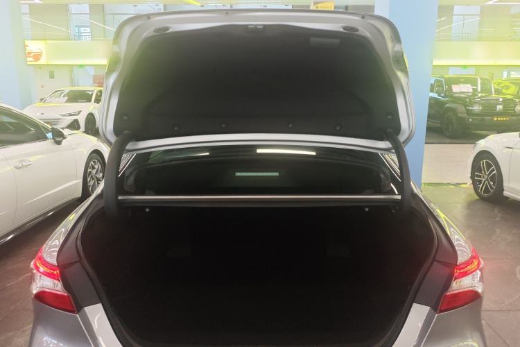 Used Toyota Camry 2022 2.0GVP Premier Edition Trunk