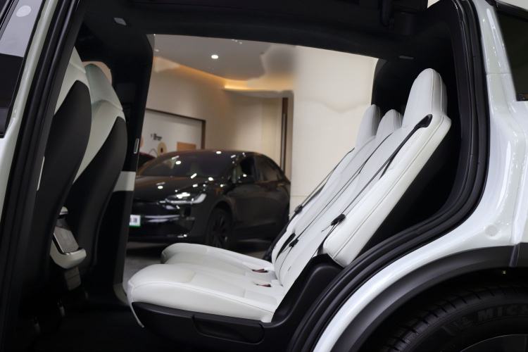 Used Tesla Model X 2023 Dual-Motor All-Wheel-Drive Version