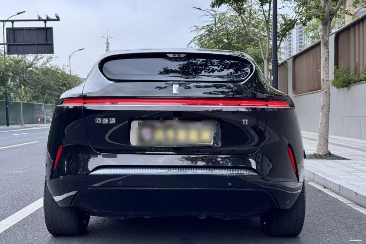 Used Avatr 11 2023 Harmony 90-degree Rear-wheel Drive Edition Exterior 2