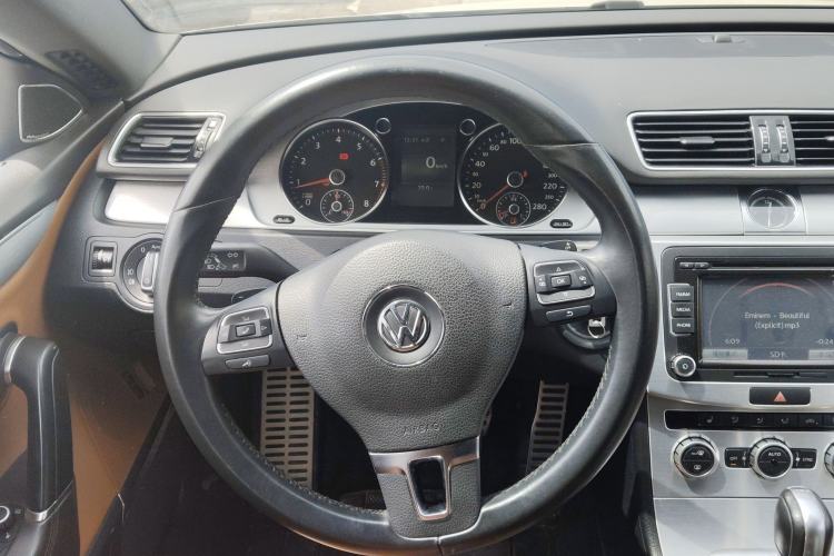 Used Volkswagen FAW-Volkswagen CC 2015 1.8TSI Luxury Model Steering Wheel