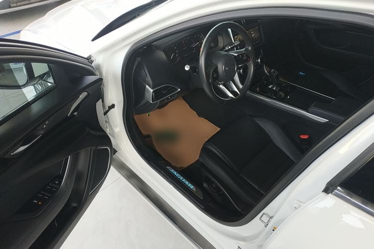 Used Jaguar XEL 2020 2.0T 200 PS S Advanced Elegance Edition