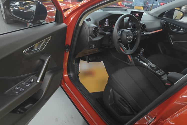 Used Audi Q2L 2018 35 TFSI Launch Exclusive Edition China VI
