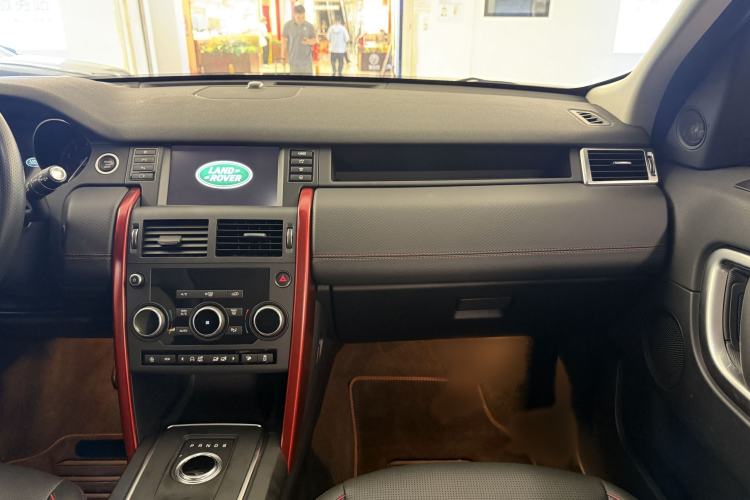 Used Land Rover Discovery Sport 2019 240 PS SE Dynamic Version China VI Standard Interior 5