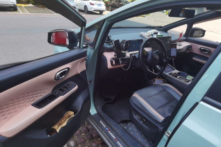 Used AION Y 2022 70 Intelligent Edition Lithium Iron Phosphate