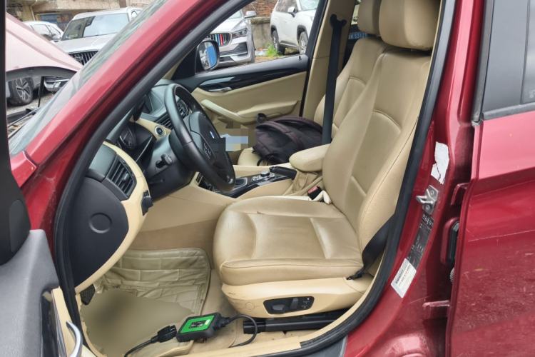 Used BMW X1 2012 sDrive18i Luxury Edition