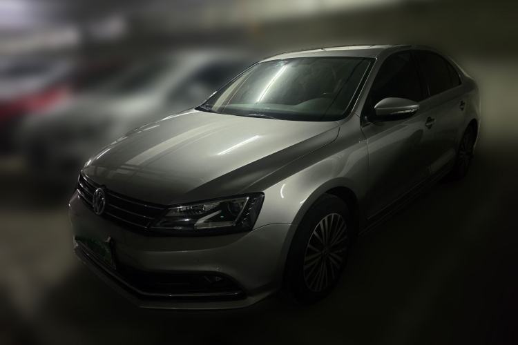 Used Volkswagen Sagitar 2017 230TSI Automatic Luxury Edition