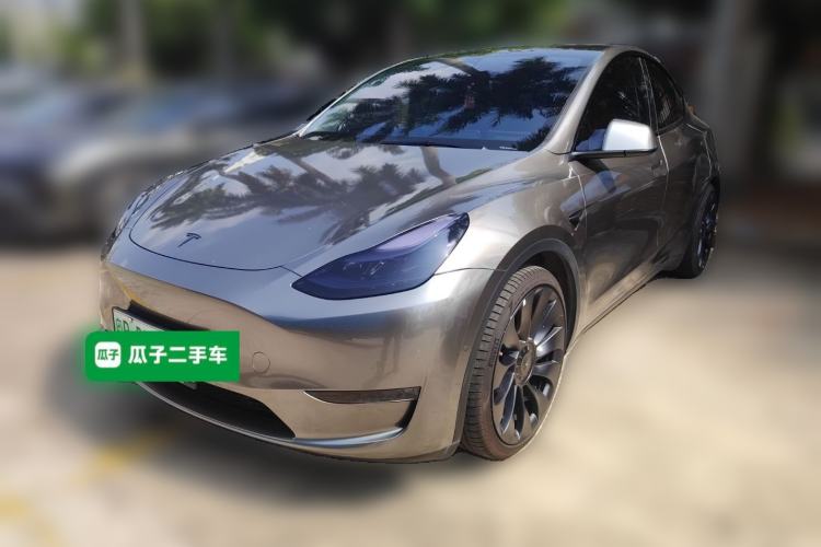 Used Tesla Model Y 2023 High-Performance All-Wheel-Drive Version