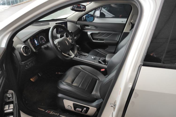 Used Wey VV5 2017 2.0T Ultra-Luxury Version
