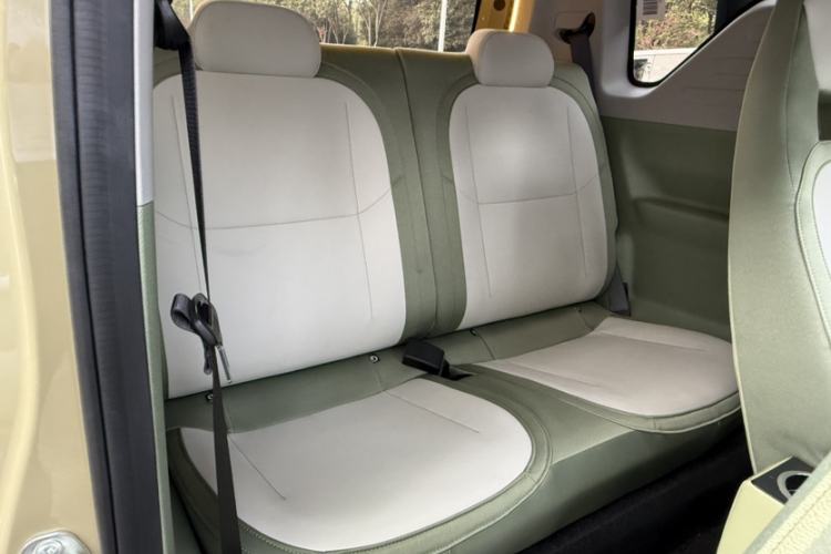 Used Geely Galaxy Panda 2025 210km Panda Rider Interior 5