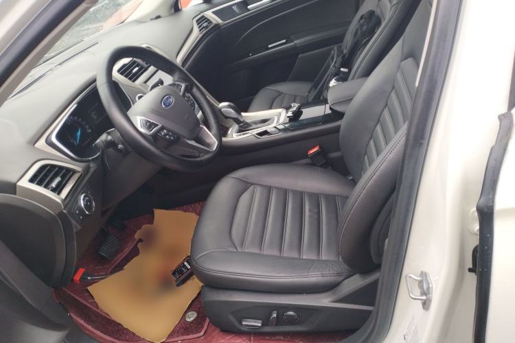 Used Ford Mondeo 2013 2.0L GTDi 200 Luxury Model Left Front Seat