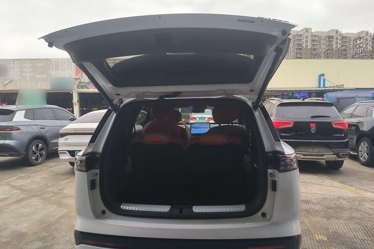 Used Dongfeng eπ eπ008 2024 636Max All-Electric Version 6 Seats Trunk