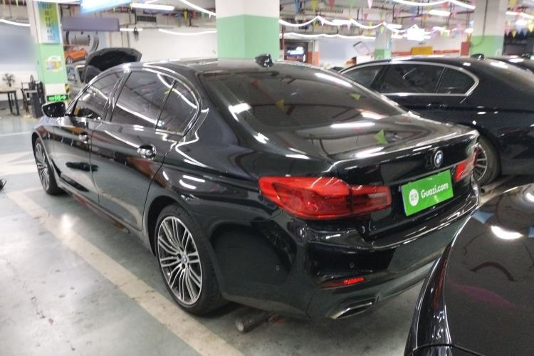 Used BMW 5 Series 2018 Restyled 530Li Leading Edition M Sport Package
