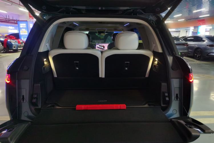 Used Lynk & Co 900 2025 2.0T Ultra
