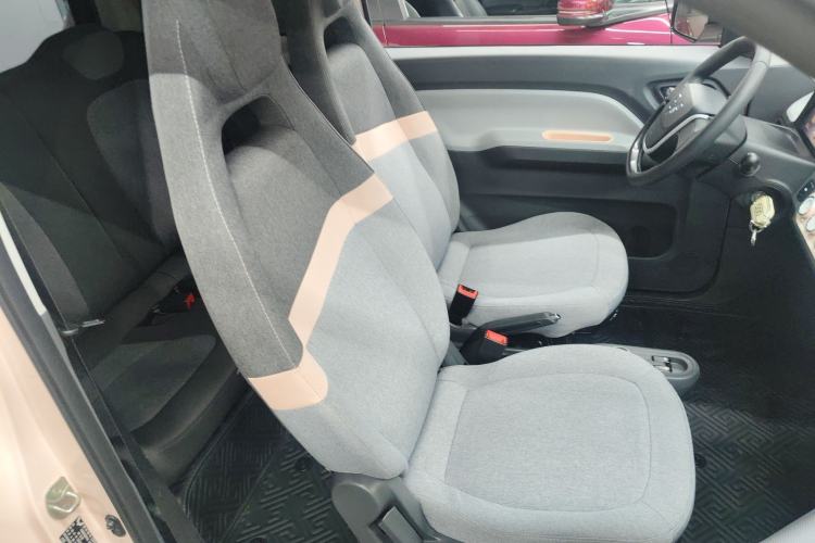 Used Wuling Hongguang MINIEV 2022 Macaron Premium Model – Lithium Ternary Battery