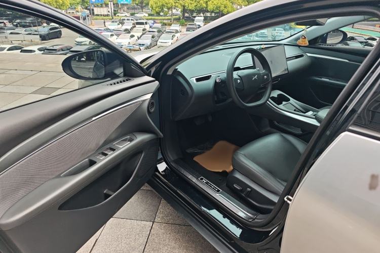 Used XPeng MONA M03 2024 620 with Ultra-Long Range
