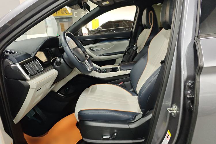 Used BYD Song PLUS New Energy 2024 HONOR Edition DM-i 150km Flagship PLUS Left Front Seat