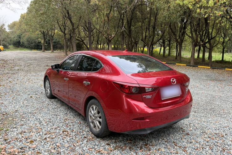 Used Mazda 3 Axela 2014 Sedan 1.5L Automatic Comfort Model