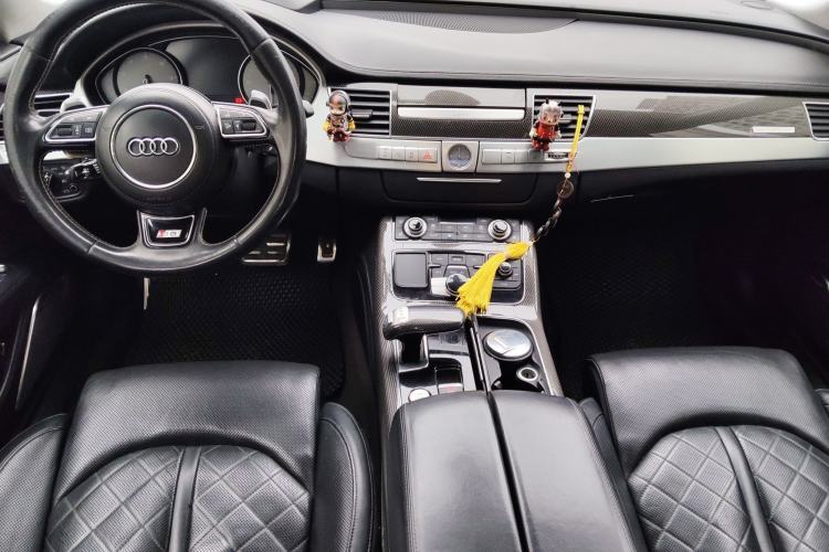 Used Audi S8 2014 S8 4.0TFSI quattro
