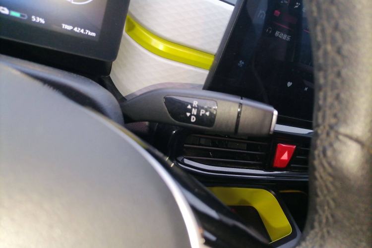 Used SOL E10X 2021 302 km Range Fashion Edition 31.4 kWh