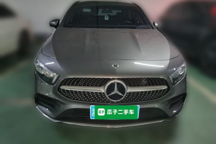 Used Mercedes-Benz A-Class 2022 Revised Version A 200 L Sport Sedan Fashionable Style