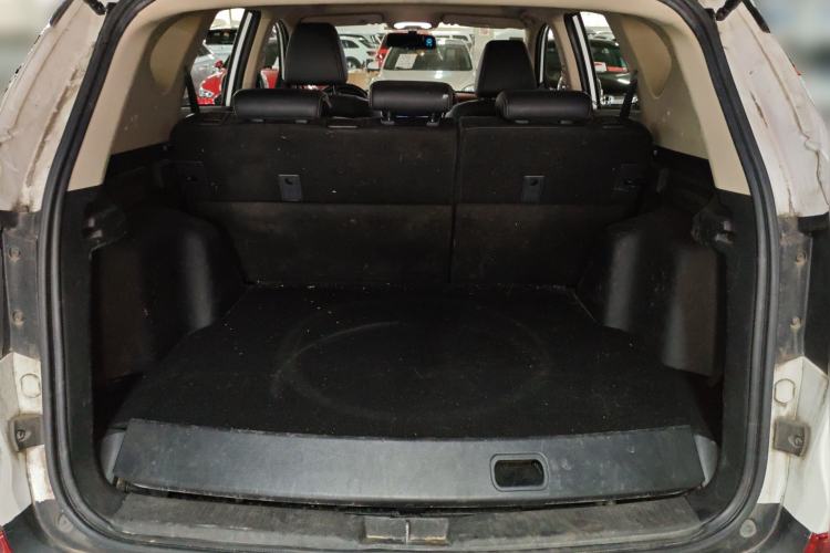 Used BYD Song New Energy 2017 Song DM 1.5TID All-Wheel Drive Luxury Model Trunk