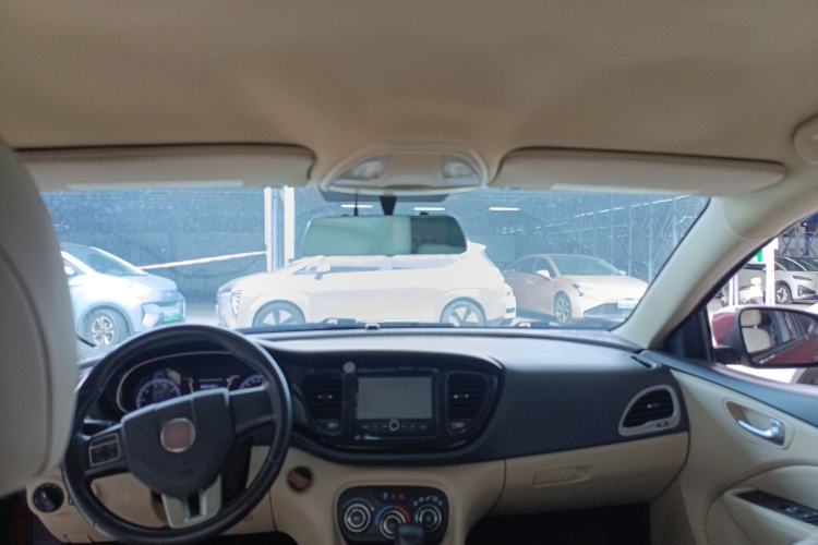 Used Fiat Viaggio 2012 1.4T Automatic Enjoyment Edition Headliner