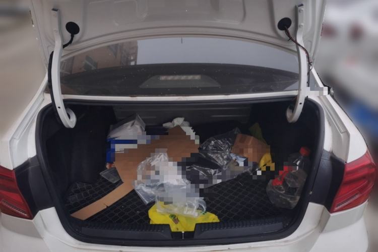 Used Volkswagen Jetta 2017 1.5L Manual Fashion Edition Trunk