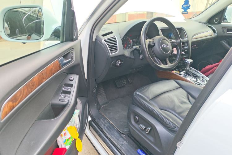 Used Audi Q5 2016 40 TFSI Comfort Model