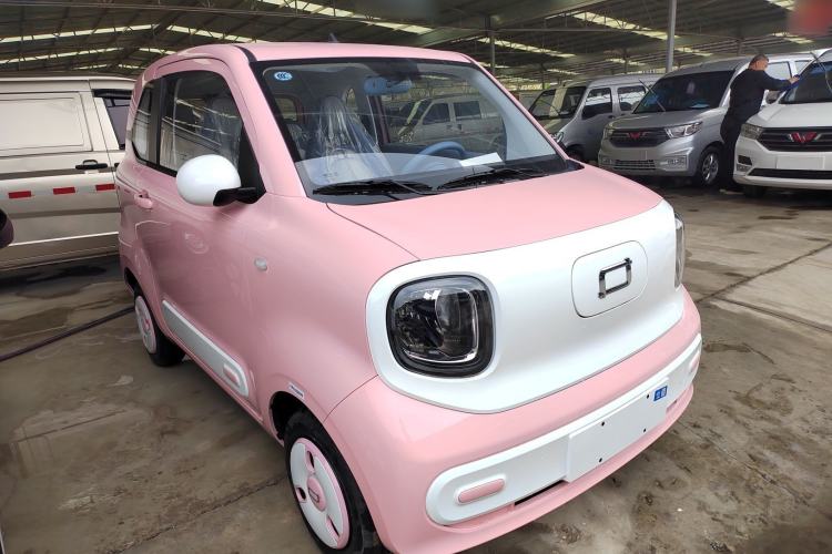 Used Bestune Pony 2026 Model 222km Cute Horse Front Right 45 Deg