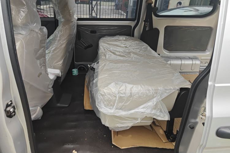 Used Wuling Hongguang V 2022 1.5L Enjoy Edition Hydraulic Power Steering LAR