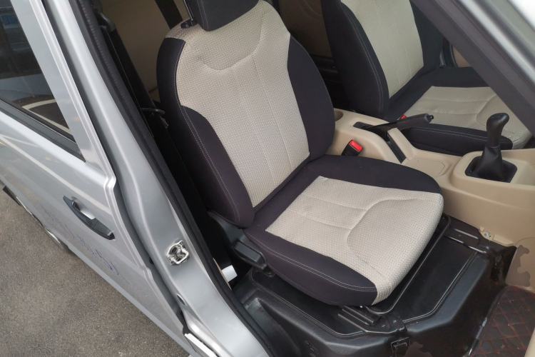 Used Kuayue Kuayue Xing V3 2023 1.5L Gasoline Comfort Edition 5-Seat Passenger Vehicle
