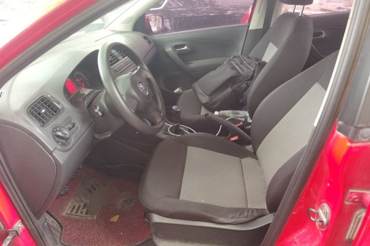 Used Volkswagen Polo 2013 1.4L Manual Fashion Edition Left Front Seat