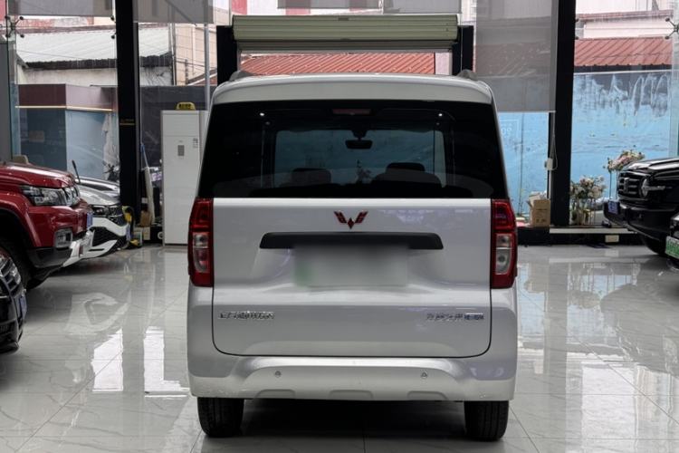 Used Wuling Zhiguang New Energy 2025 Comfort Model Exterior 3