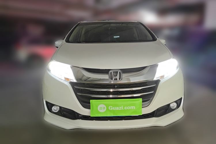 Used Honda Odyssey 2015 Revised Version 2.4L Supreme Edition