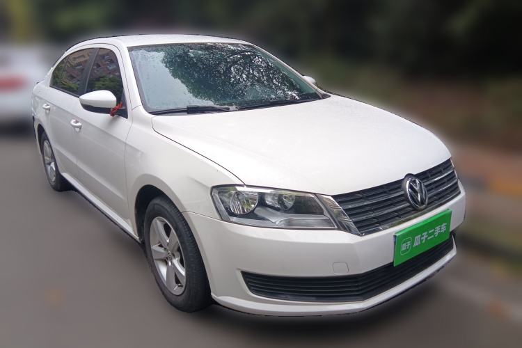 Used Volkswagen Lavida 2013 Revised Classic 1.6L Manual Fashion Edition Front Right 45 Deg