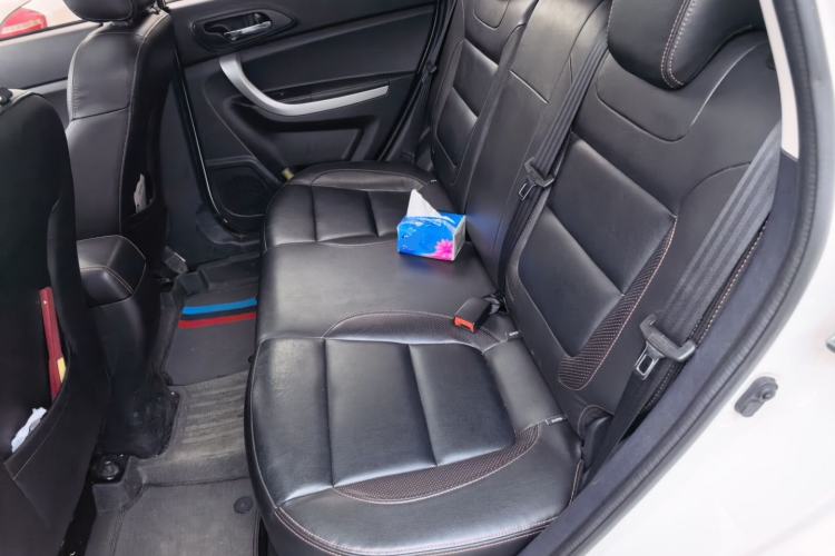 Used CHANGAN CS35 2015 1.6L Automatic Luxury Model China IV Standard