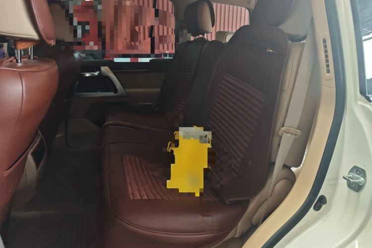 Used Toyota Land Cruiser 2012 4.0L Automatic VX Left Rear Seat