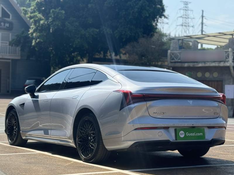 Used NETA S 2022 All-Electric 715 km Range Rear-Drive Deluxe Version — 32