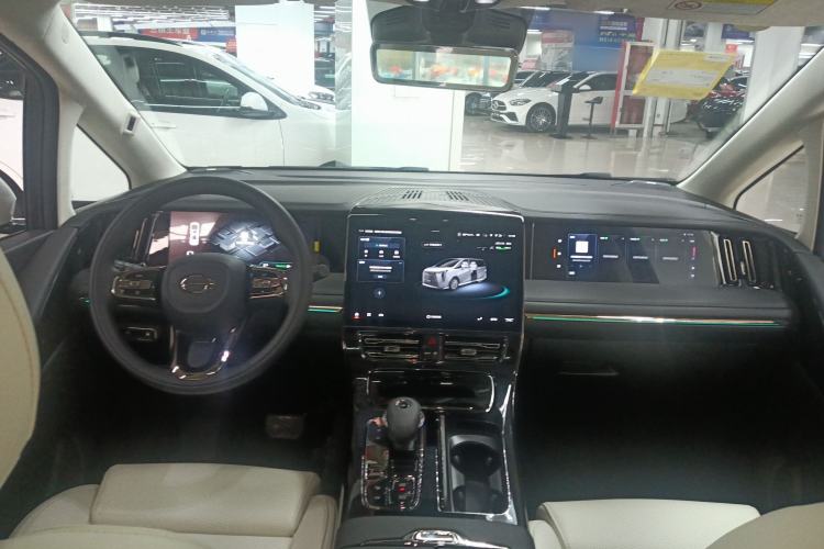 Used GAC Trumpchi E9 2025 E9 Superfast Charging – Master Series