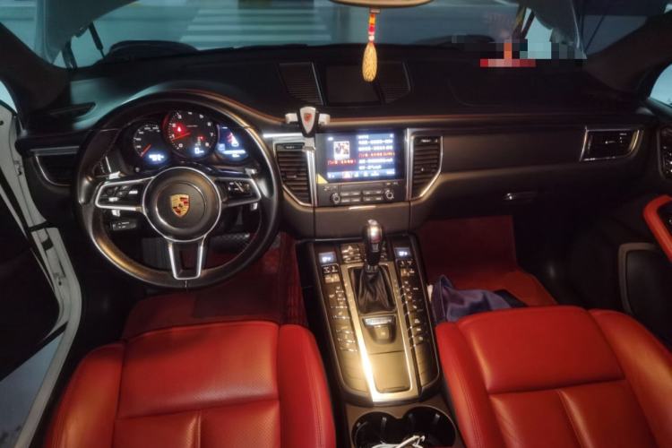 Used Porsche Macan 2017 Macan 2.0T Center Console