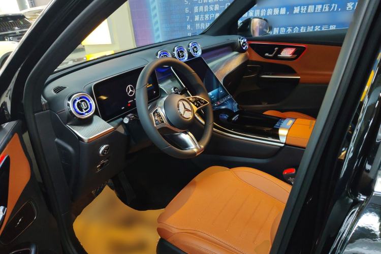 Used Mercedes-Benz GLC 2025 Refresh GLC 260 L 4MATIC Dynamic Edition