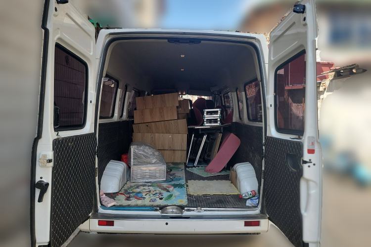 Used SAIC MAXUS Xintu V80 2023 2.0T Manual Classic Aoyuntong Long Wheelbase Mid-Height 6/7/8/9-Seater Trunk