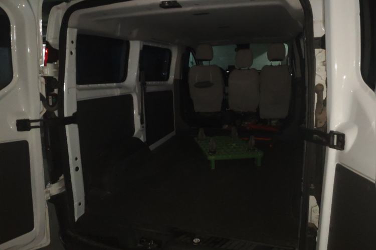 Used Ford Transit 2023 2.0T Diesel Automatic Multi-Function Commercial Vehicle Short Wheelbase Low Roof 5/6 Seats
